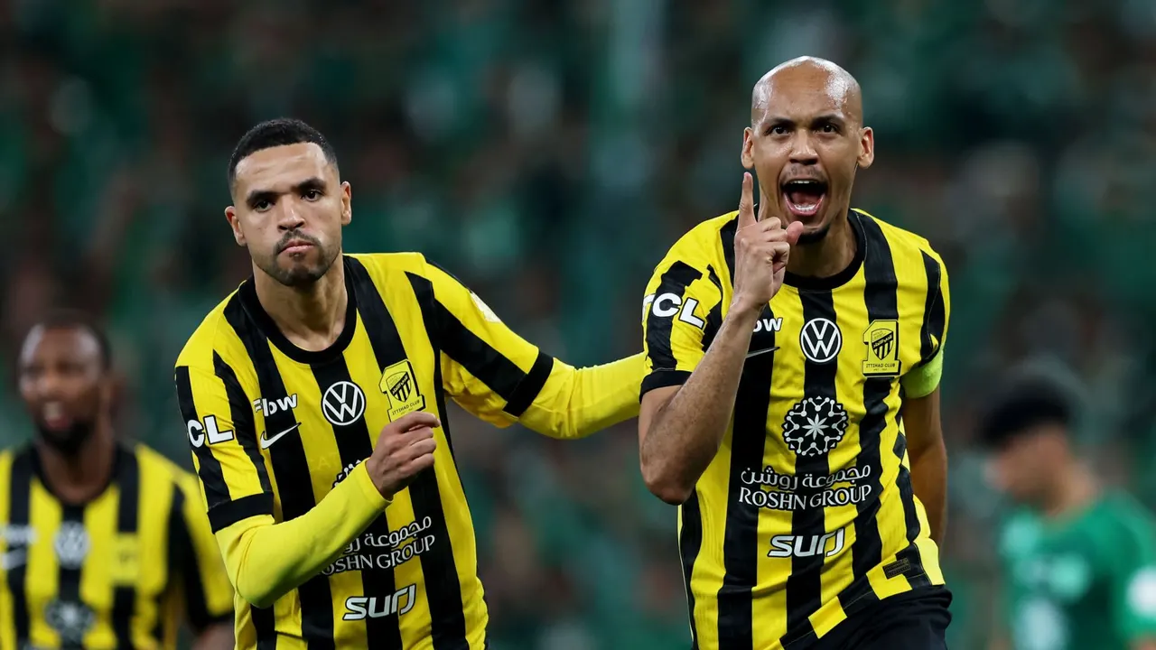 ما القنوات الناقلة لمباراة الاتحاد والقادسية في دوري روشن السعودي 2025-2026؟ وكيف تشاهدها عبر الإنترنت؟